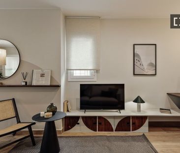 2 room luxury Apartment for rent in Barcelona, Spain - Photo 2
