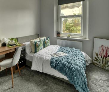 4 bedroom apartment to rent - Photo 6