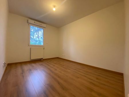 Location Appartement 3 pièces 75m² BESANCON 25000 - Photo 3