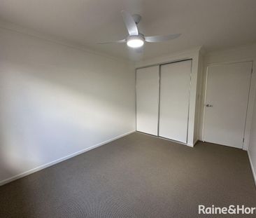 Stylish 4-Bedroom Family Home in Munno Para Downs - Photo 3