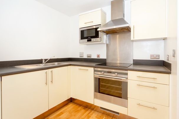 55 Peckham Grove, Peckham, SE15, London - Photo 1