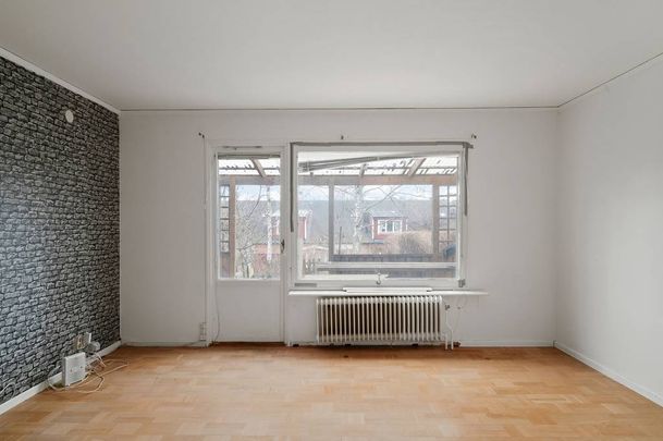 Uranusvägen, Järfälla - Photo 1