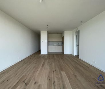 Nieuwbouwappartement op een toplocatie gelegen op 7e verdieping - Photo 2