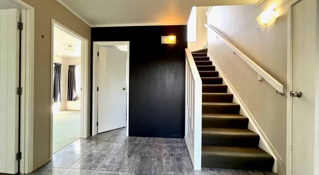 10A Lorenzen Bay Road - Photo 1