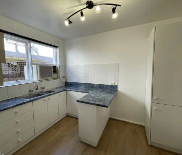 “Ground Floor Apartment” - Photo 5