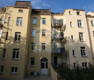 Sanierte 4 Raum Wohnung mit Balkon und Bad mit Wanne in Gera-Pforten! - Foto 3