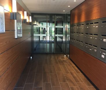 3 pièces - Meublé - 67 m² - 2ème étage - Colocation autorisée - Photo 1