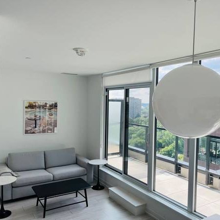 2 Bedroom, 2 Bath with City Views and Private Garage - Photo 1