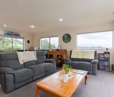 11 Birch Street, Johnsonville - Photo 1