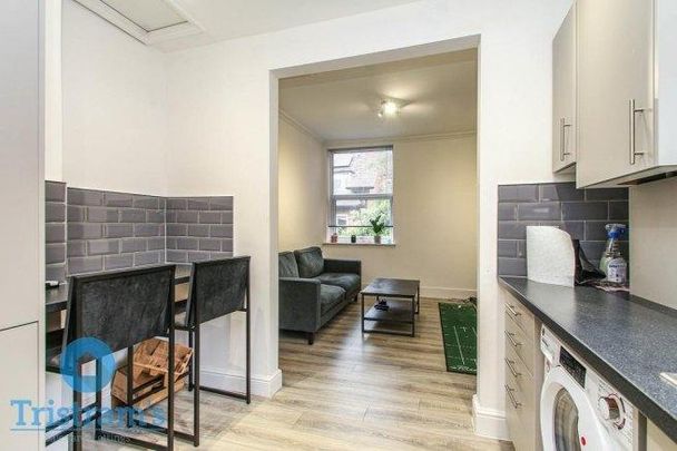 2 bedroom house share to rent - Photo 1