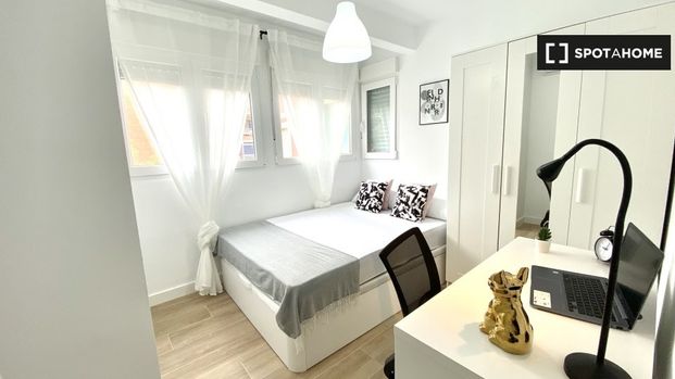 madrid, Community of Madrid 28934 - Photo 1