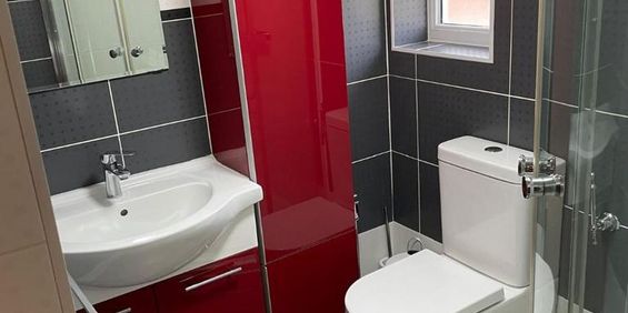 House share to rent - Photo 3