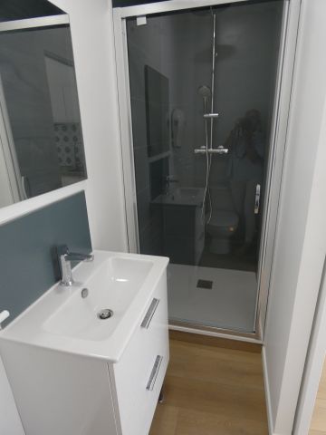 Location Appartement 1 pièce 12m² BEAUNE 21200 - Photo 4