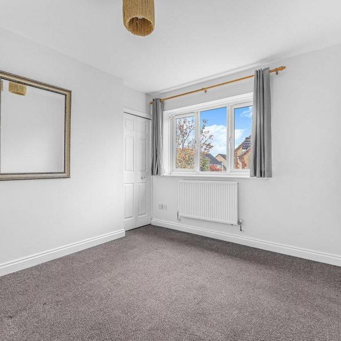 2 bedroom end of terrace house to rent - Photo 1