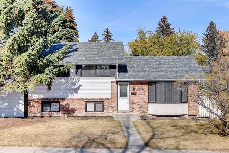 4732 Graham Drive Southwest, Calgary - Photo 5