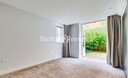 3 Bedroom flat to rent in Kidderpore Gardens, Hampstead, NW3 - Photo 4