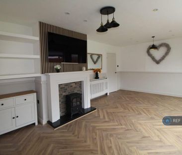 3 bedroom terraced house to rent - Photo 2