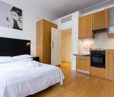 Studio to rent - Photo 2