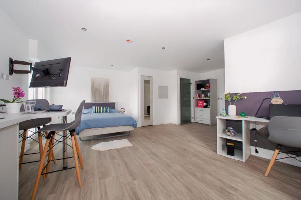 Platinum Studio(floor 1,2,3&4) - Photo 1