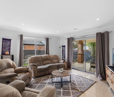 27 Saltbush Street, Jackass Flat, Vic 3556 - Photo 2