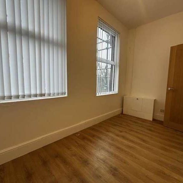 Walton Breck Road, Liverpool, L4 - Photo 1