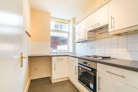 2 bedroom apartment to rent - Photo 4