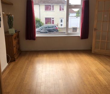 3 Bed Semi-Detached House, Ravenglass Crescent, BS10 - Photo 6