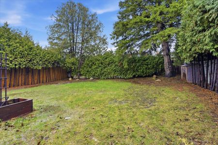 For Lease - 317 Central Park Boulevard, Oshawa, Ontario - Photo 2