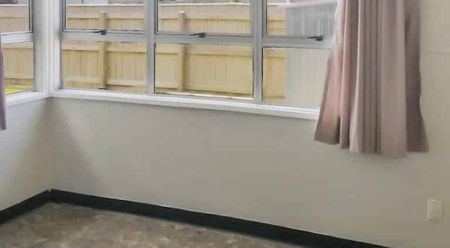 MAYFAIR - 3 BEDROOMS - Photo 5