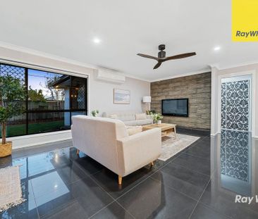 Stylish & Spacious Family Home in Sought-After Kuraby With Solar - Photo 6