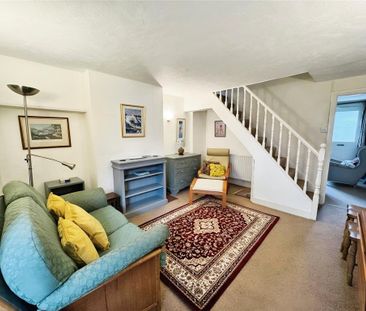 2 bedroom terraced house to rent - Photo 2