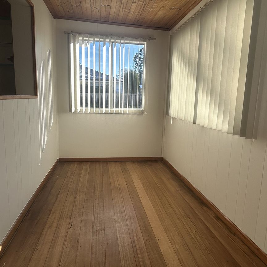 152 Clarence Street - Photo 1