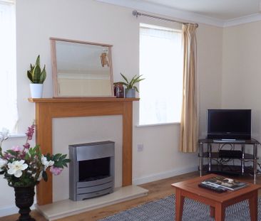 3 bed detached house to rent in Salk Road, Gorleston, NR31 - Photo 5