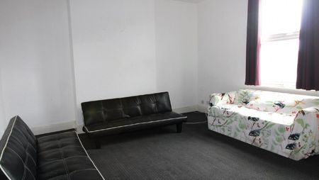 London Road, Leicester - Photo 3