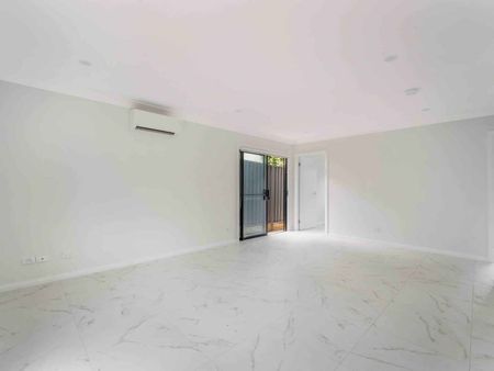 150c Hill Road Lurnea - Photo 5