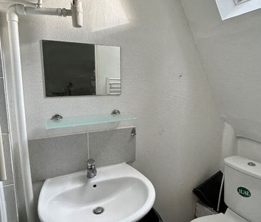 Location Appartement 1 pièce 12m² - Photo 4