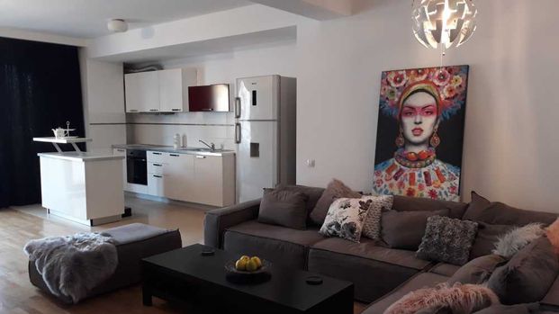 Inchirieri Apartamente 4 camere Bucuresti - Fotografie 1