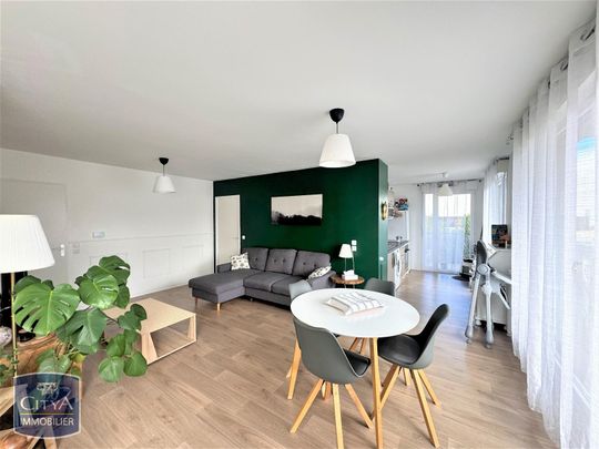 Location Appartement 3 pièces 75m² LILLE 59000 - Photo 1