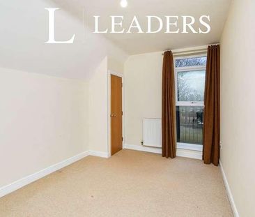 Elm House Old Hall Avenue, Littleover, DE23 - Photo 2