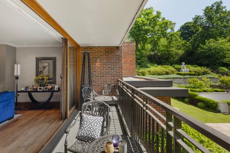 A Contemporary and Expansive Duplex in Hampstead Garden Suburb - Photo 3