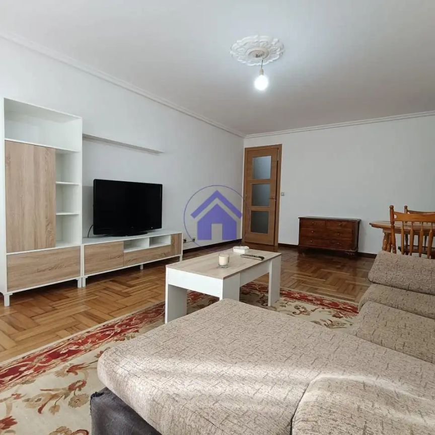 Piso de alquiler en Sardoma - Castrelos - Photo 1