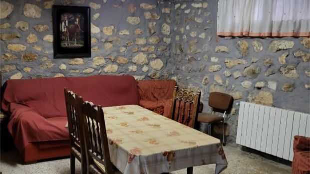 Casa adosada de alquiler en Calle Jardines, 1, Corral de Almaguer - Foto 1