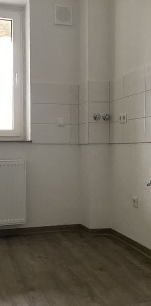 Altengerechte 2-Zimmer-Wohnung mit Dusche. - Foto 1