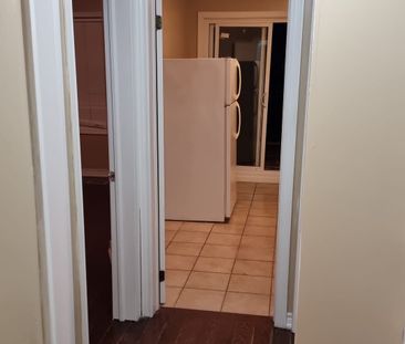 For Lease - 841 Runnymede Road Unit# 2nd Flr, Toronto, Ontario - Photo 6