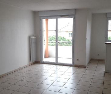 location Appartement T2 DE 44.93m² À CUGNAUX - Photo 2