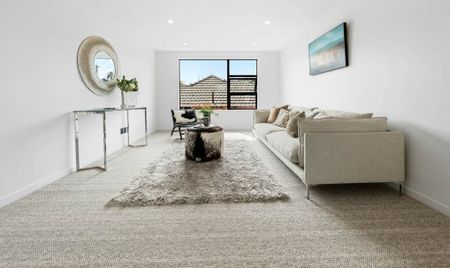 Experience Luxury Living in the Heart of Glendowie - Photo 4
