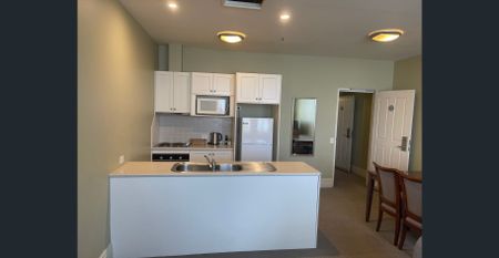 Live here and enjoy easy access to the CBD! - Photo 5