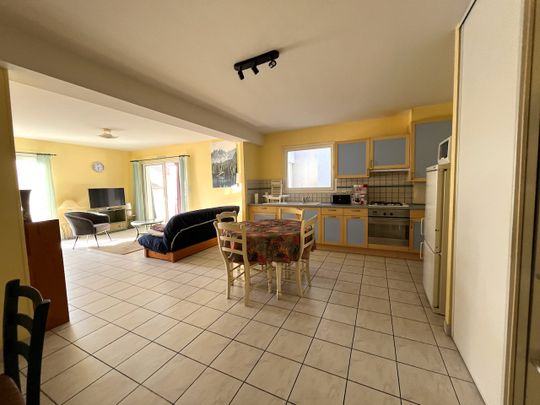 Location Appartement 3 pièces 68m² - Photo 1