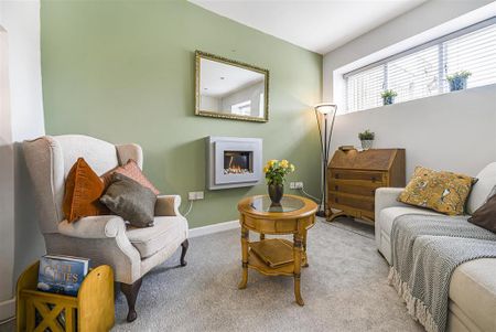 2 bedroom terraced house to rent - Photo 2