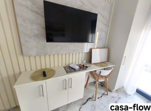 Studio/Γκαρσονιέρα για ενοικίαση - Χαριλάου, - Φωτογραφία 2
